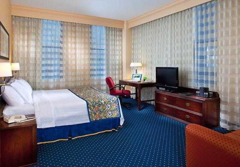 Courtyard By Marriott New Orleans Downtown Near The French Quarter Hotel Quarto foto